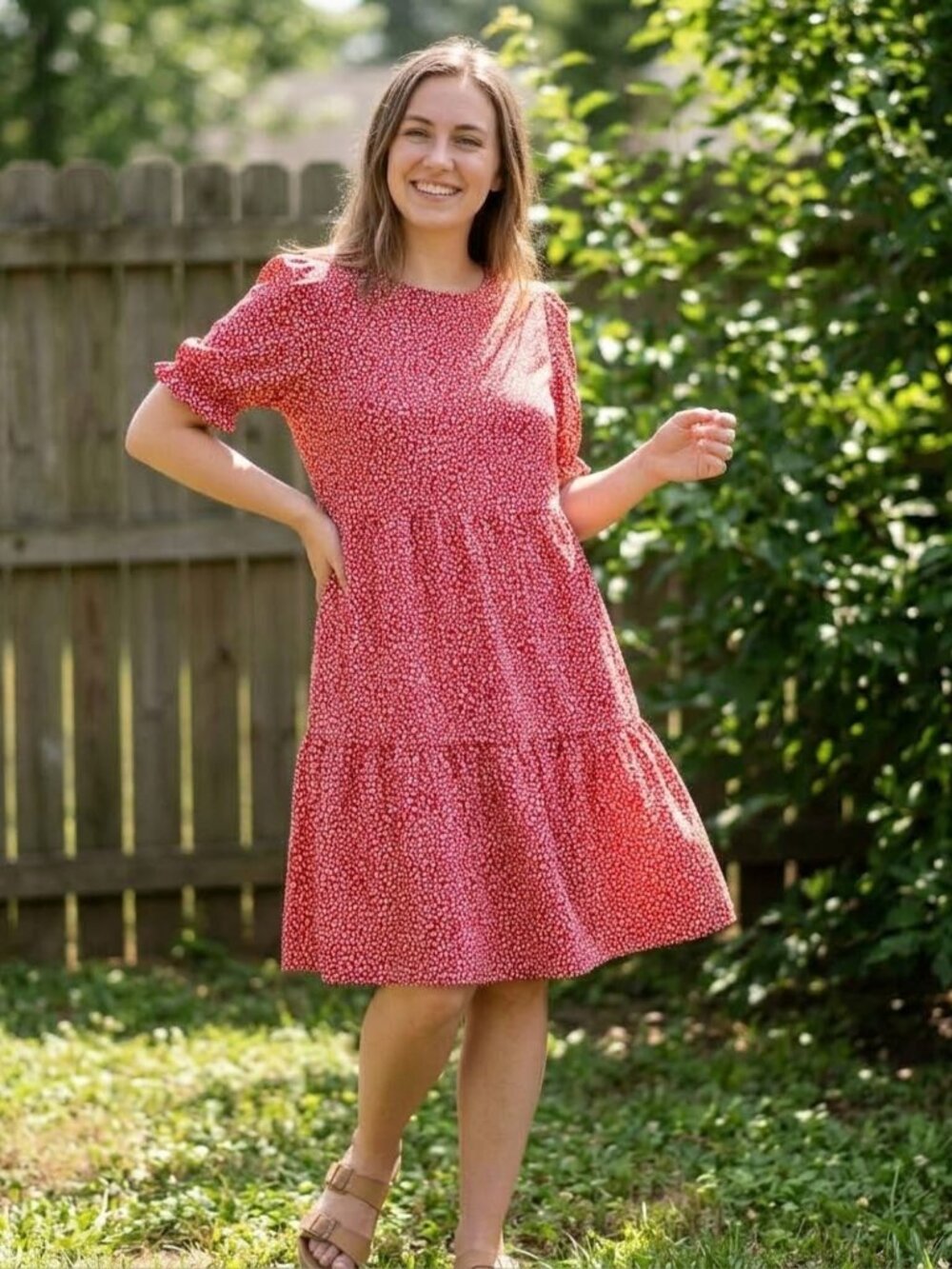 Women's Pretty Garden Dress Size Small / S Red White Leopard Tiered Knee-Length